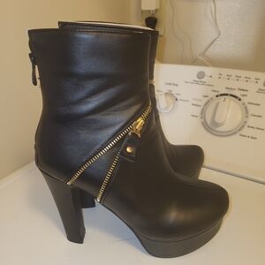 Black High-Heel Platform Ankle Boots with Gold Zipper